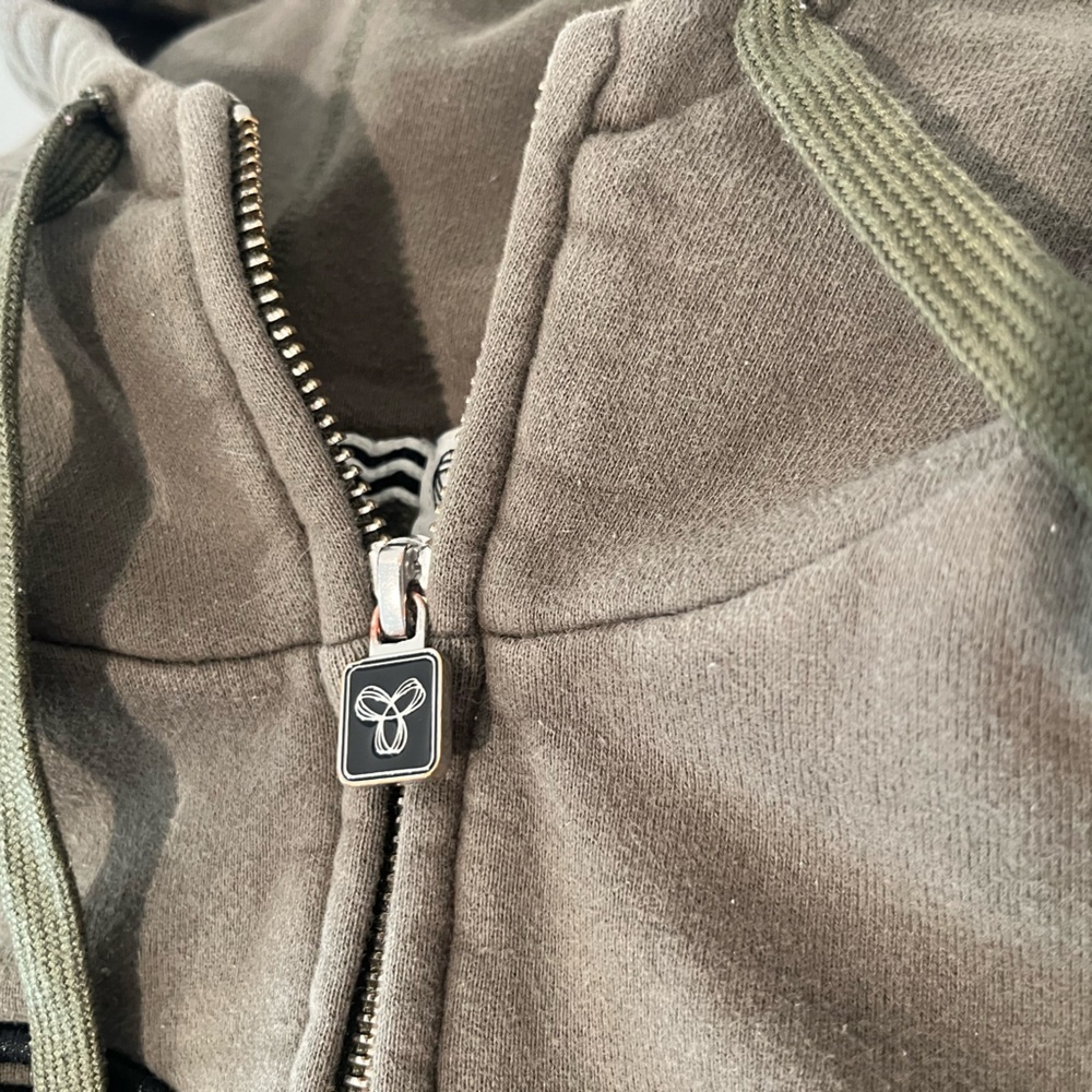 TNA Dark Green Hoodie with Black Logo - Picture 5 of 10
